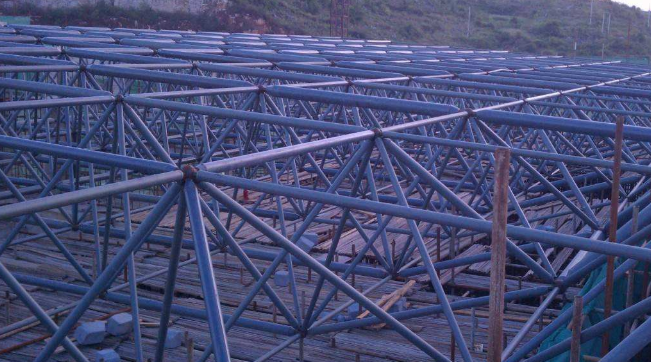 广州概述网架加工中对钢材的质量的过细恳求